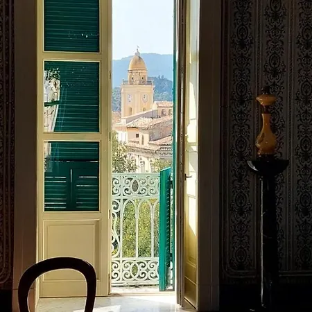 Palazzo Fico